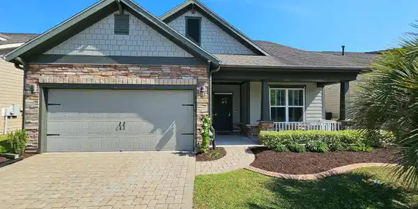 1810 Orchard Dr.