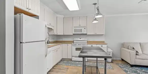 Image 3 Image 3
