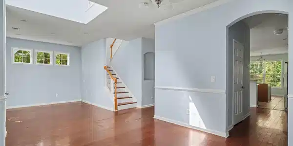 Image 4 Image 4