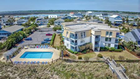 1647 S Waccamaw Dr.