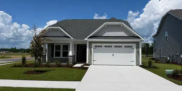 528 Banna Arch Loop