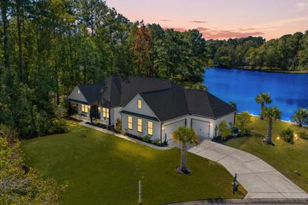 1886 Southwood Dr.