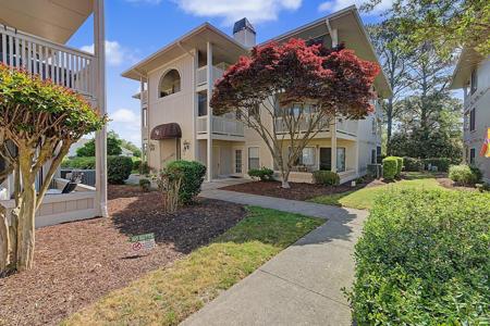 4230 Pinehurst Circle
