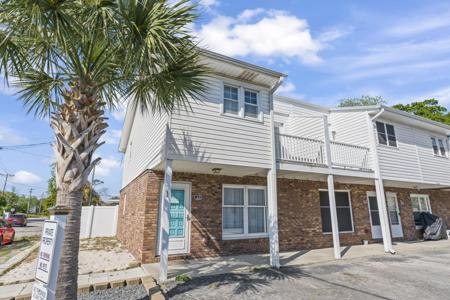 1502 Yaupon Dr.