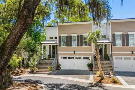 44 Shady Moss Loop