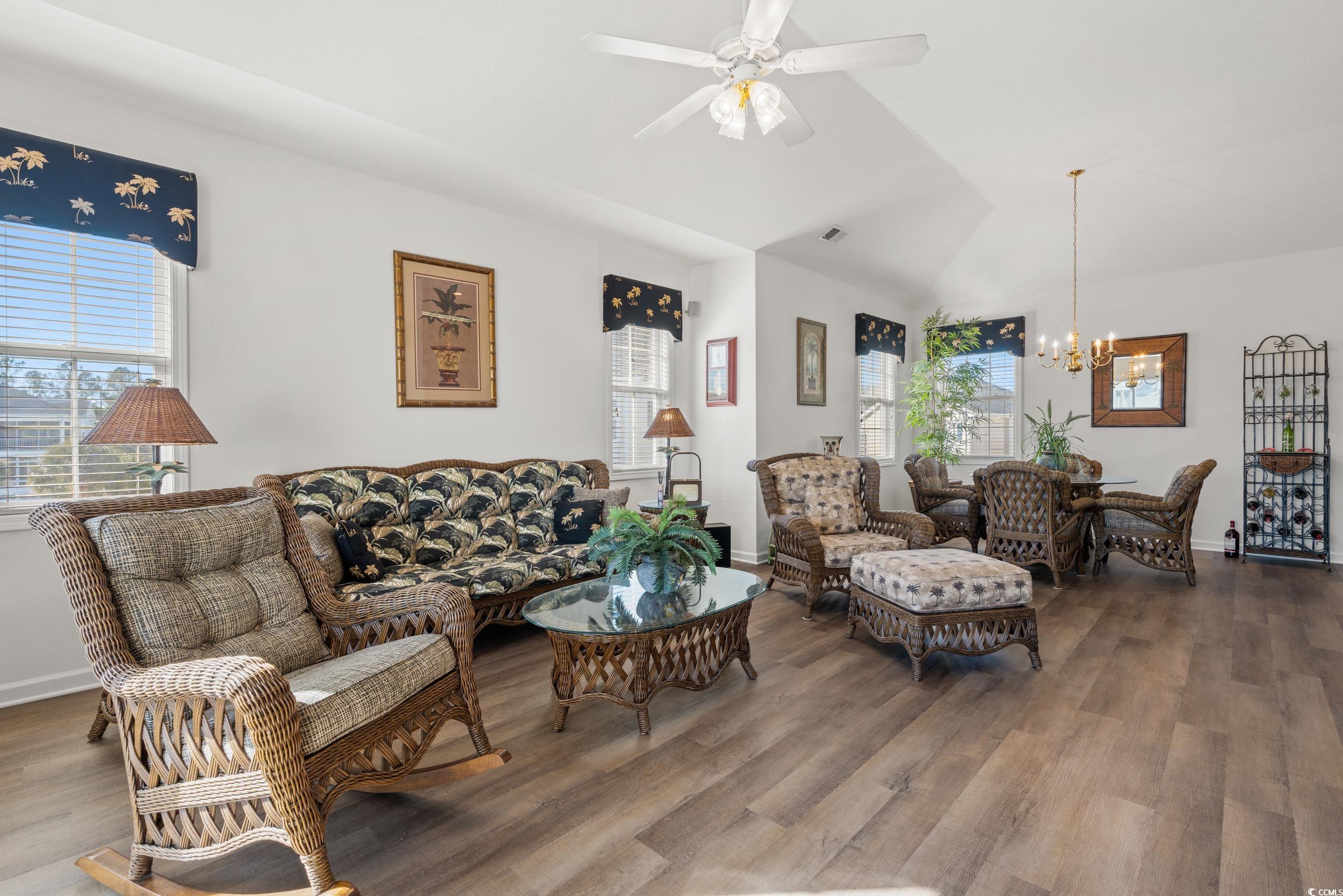 Image 4: Living area with wood finished floors, a ceiling f Image 4: Living area with wood finished floors, a ceiling f