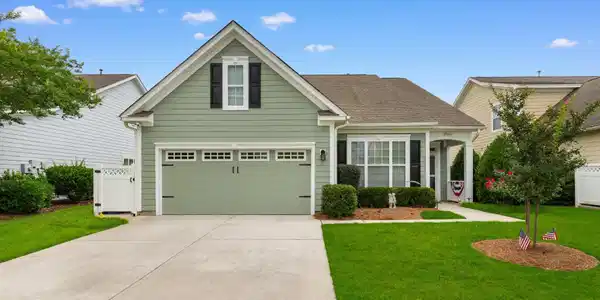 1965 Cresswind Blvd.