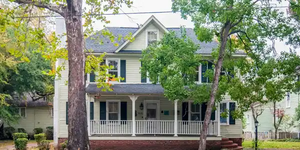 1010 Highmarket St.