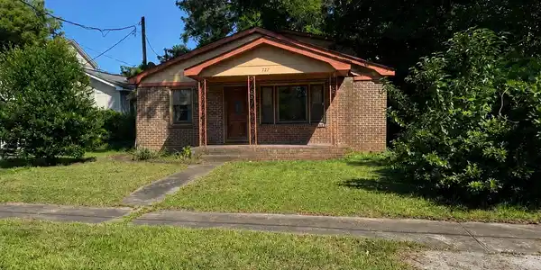 222 Cleland St.