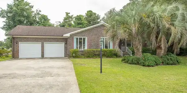 18 Pine Valley Ln.