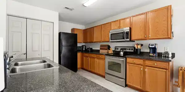 Image 4 Image 4