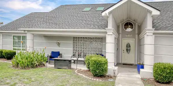 608 Plantation Dr.