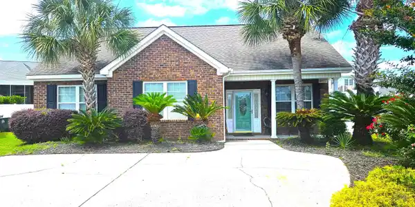 1028 Cherry Tree Ln.