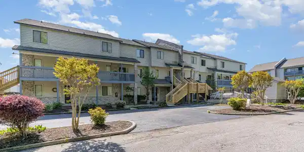 816 9th Ave. S