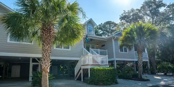 55 Seagrove Ct.