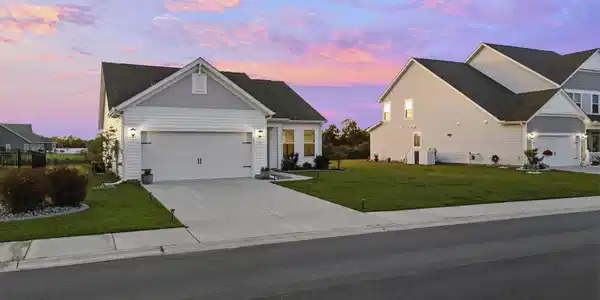 371 Mikita Dr.