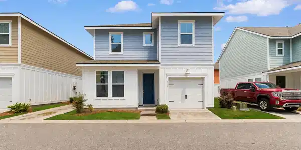 4723 Cloisters Ln.