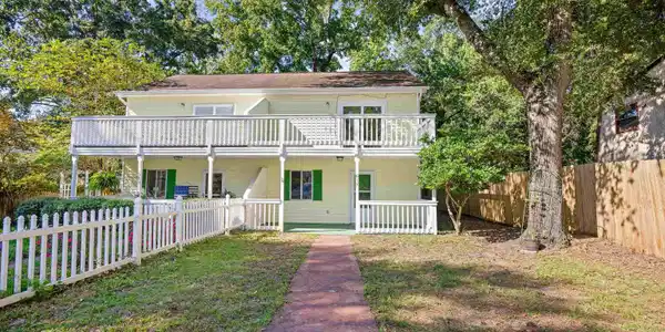 617 Surfside Dr.
