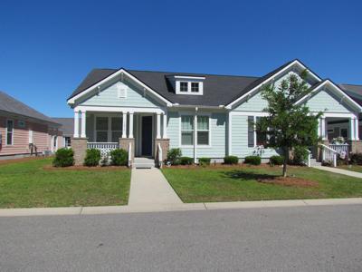 1016 Longwood Bluffs Circle