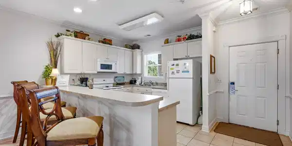 Image 4 Image 4