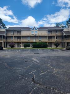 1025 Plantation Dr. W