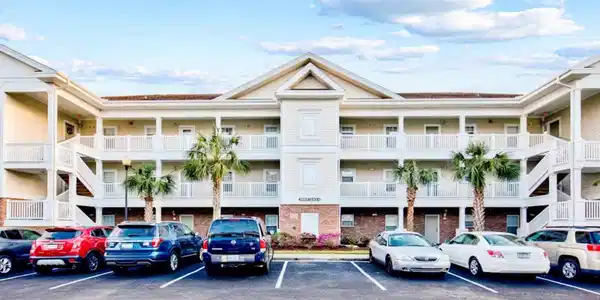 6015 Catalina Dr.