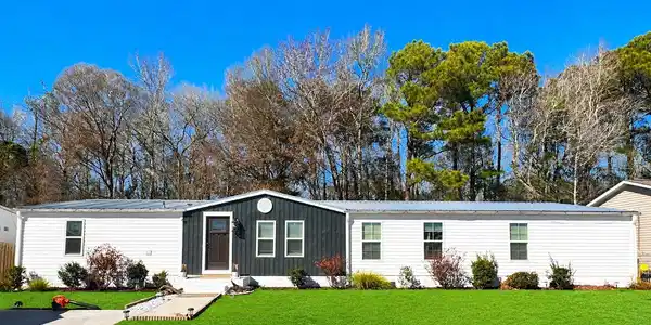 1037 Weslin Creek Dr.
