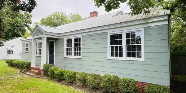 1913 South Island Rd.