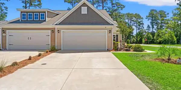 1572 Jardine Loop