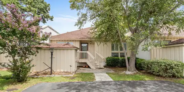 603 Colony Dr.