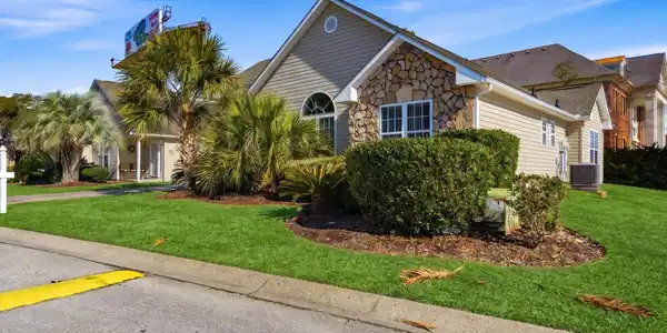 4225 Rivergate Ln.