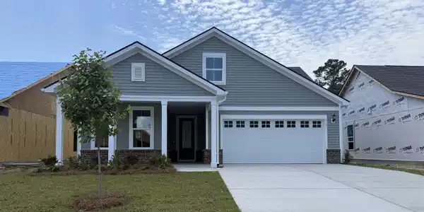 613 Palm Bay Dr.