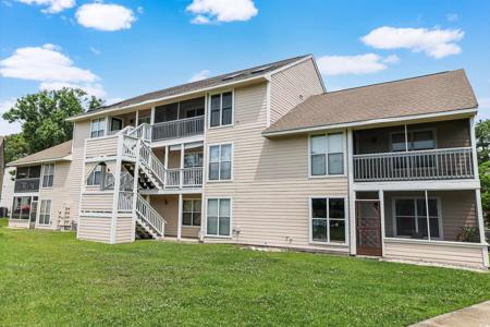 4489 Little River Inn Ln.