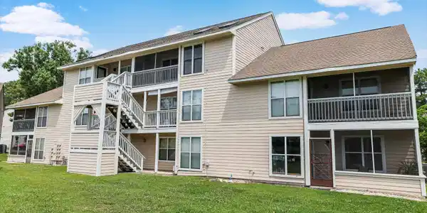 4489 Little River Inn Ln.