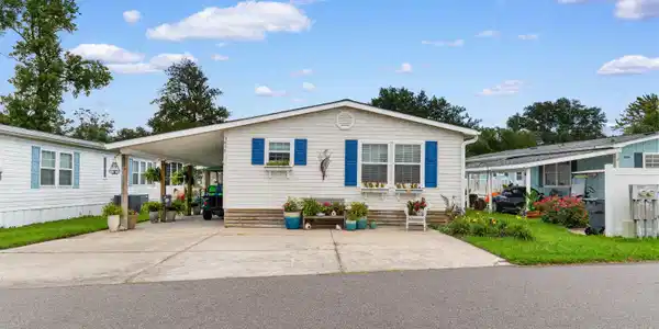 1812 East Lake Dr.