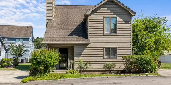 22 Foxcroft Ln.