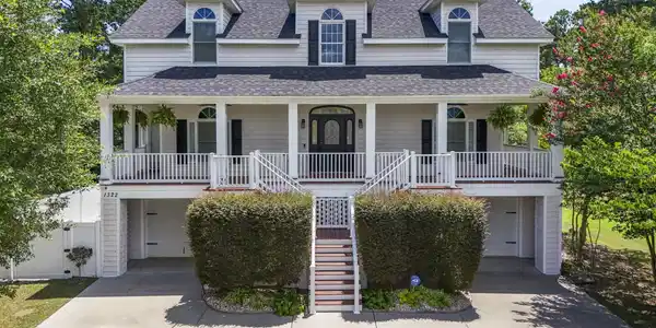 1322 Hidden Harbor Rd.