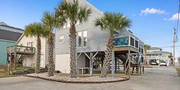 210A 53rd Ave. N