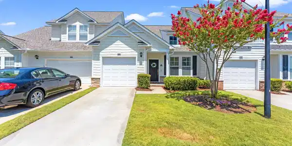 6095 Catalina Dr.