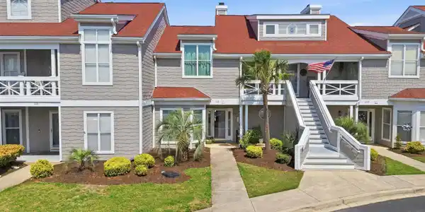 4396 Baldwin Ave.