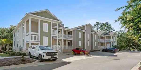 627 Bonaventure Dr.