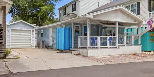 Image 4 Image 4