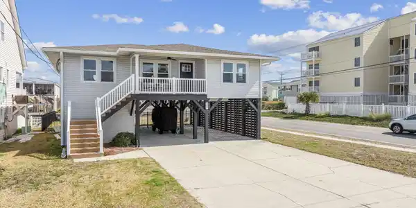 300 46th Ave. N