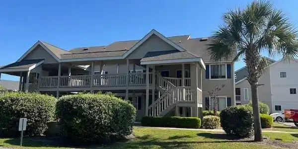 1870 Auburn Ln.