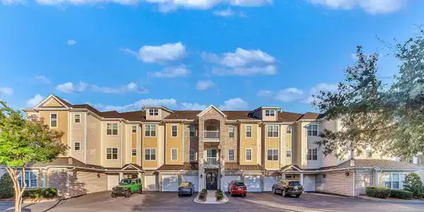 6203 Catalina Dr.