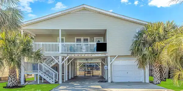 327 52nd Ave. N
