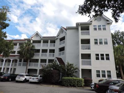 4601 Greenbriar Dr.