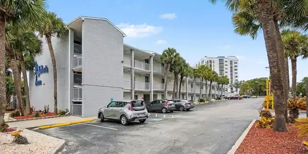 6803 N Ocean Blvd.