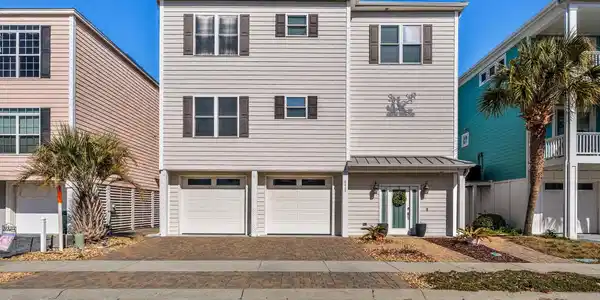 5411 Heritage Dr.