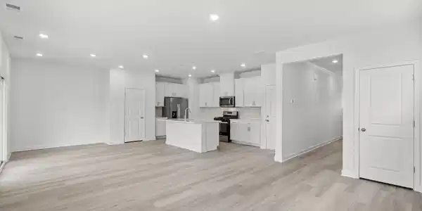 Image 4 Image 4